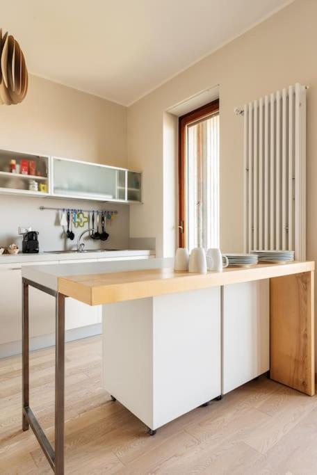 Appartamento Schiavoni Flexyrent Wifi Milano Esterno foto